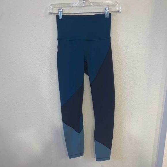 Pants - Lululemon Wunder Under Hi-Rise 7/8 Tight (Special Edition) 25" Size 2